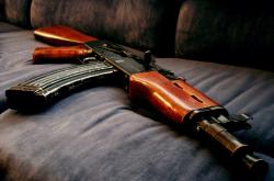 -霍勒迪法则，当灰熊的利爪撕裂太阳