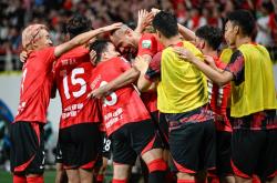 开云体育平台APP-纷争不止，球队内部团结一致