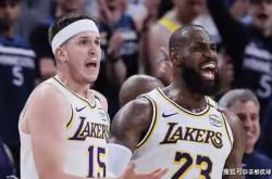 -印度队完胜韩国队，黄鸭组合状态火热