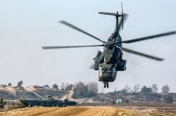 开云下载-布雷默单骑破阵！沙漠之狐三叉戟撕碎哥伦比亚防线