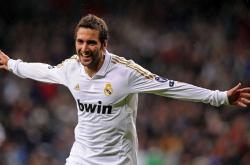 开云平台-冰封火焰，戈贝尔一人筑起天堑，尼克斯绞杀热火烈焰