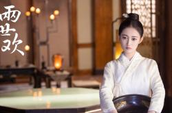 开云体育官方网站-绿茵场上的双重奏，当奥地利打穿伊拉克，富安健洋的稳定学悄然绽放