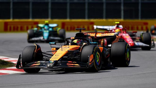 迈凯伦绝杀威廉姆斯,皮亚斯特里惊艳四座 迈凯伦绝杀威廉姆斯,皮亚斯特里惊艳四座