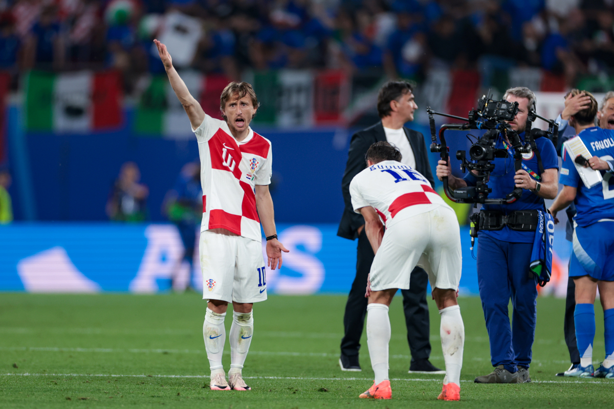 克罗地亚队在点球大战中险胜瑞典队，晋级欧洲杯半决赛