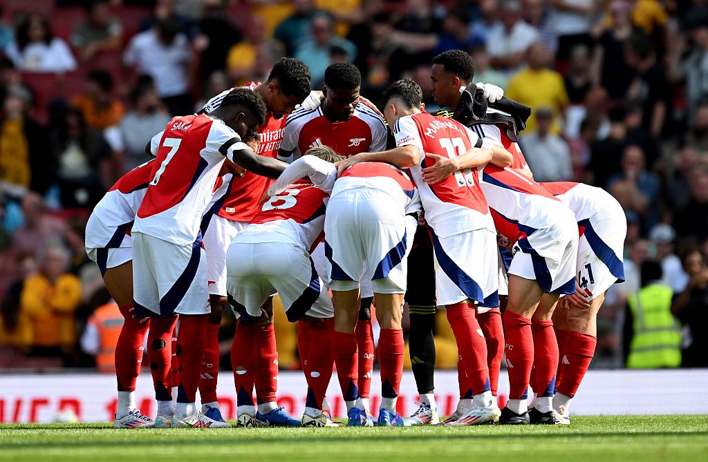 纷争不止，球队内部团结一致