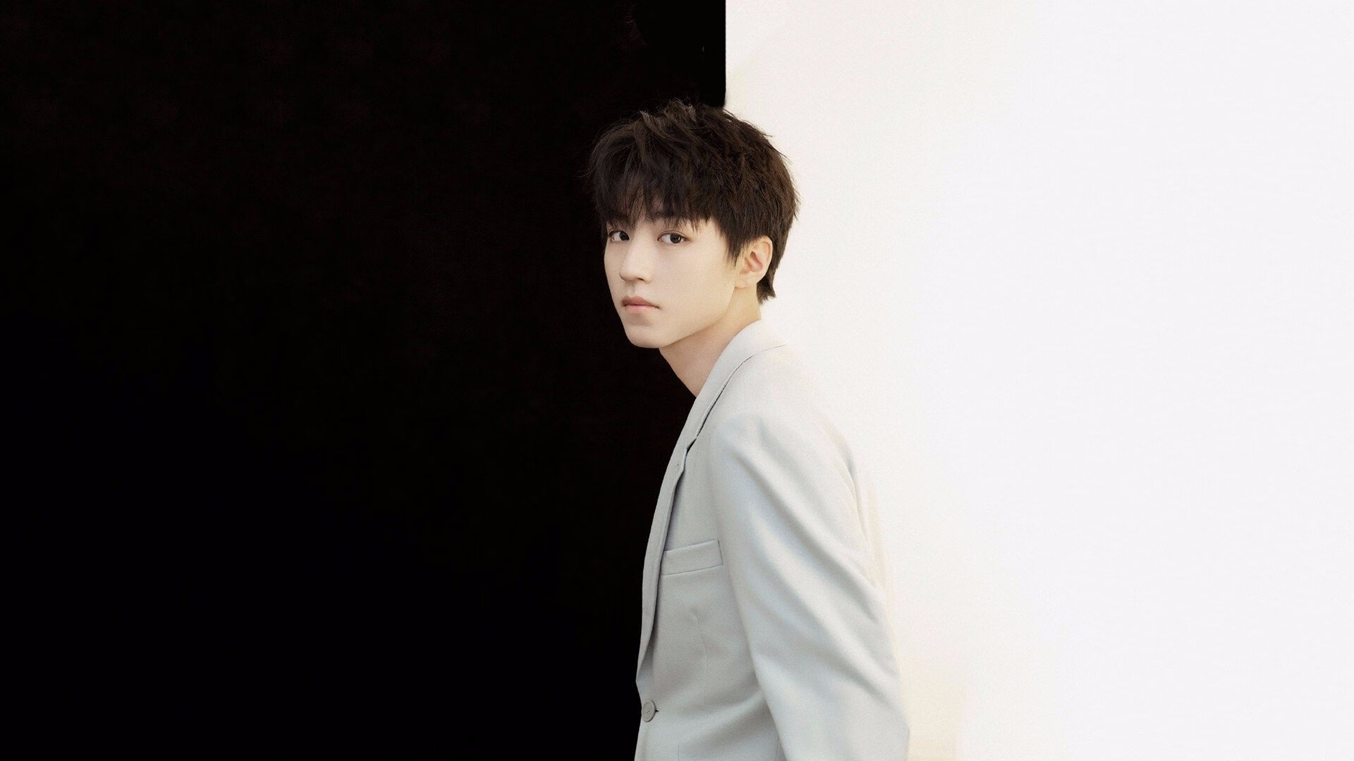 铁血之盾与致命之矛，卡塞米罗如何在马竞的战术牢笼中绽放巨星光芒