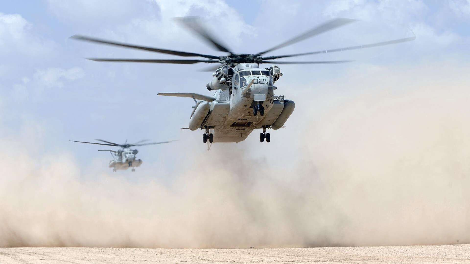 赛道与球场的双重奏，瞬间纪元里，谁在主宰我们的心跳？