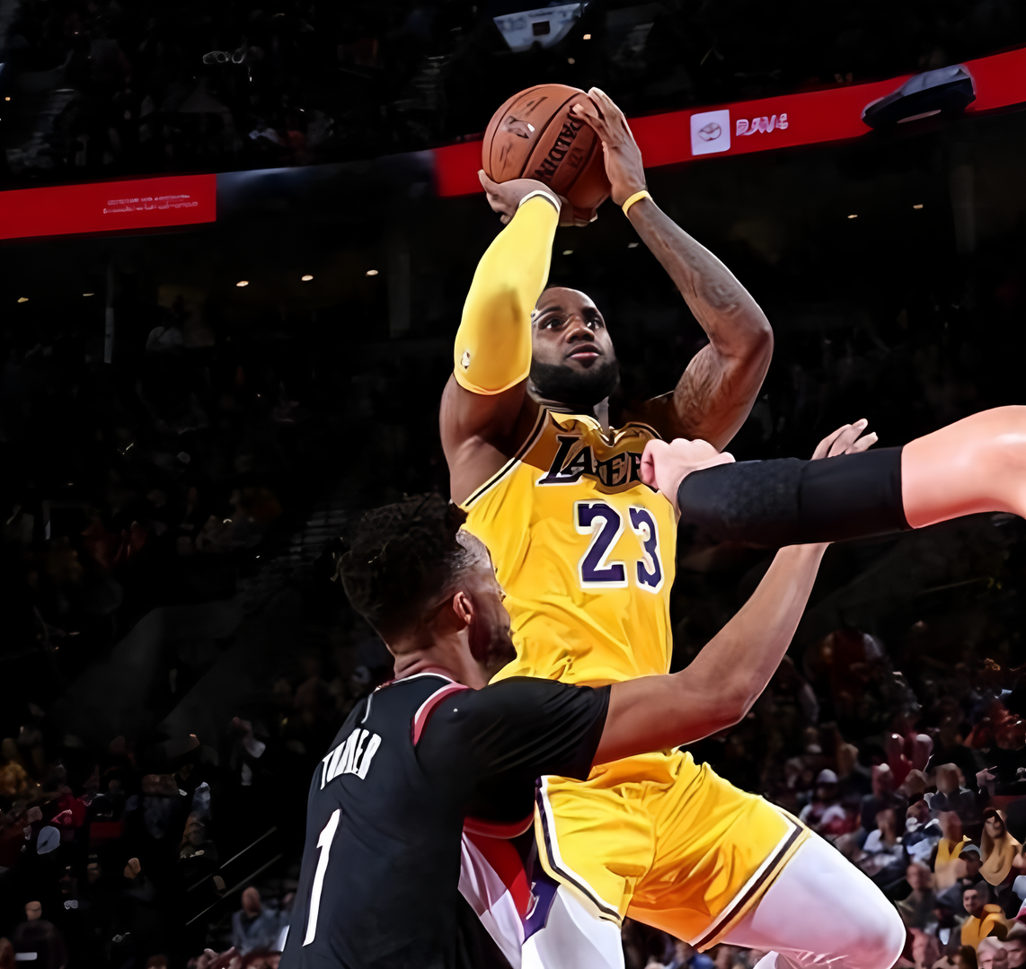 霍勒迪关键节点连续得分，湖人完胜火箭